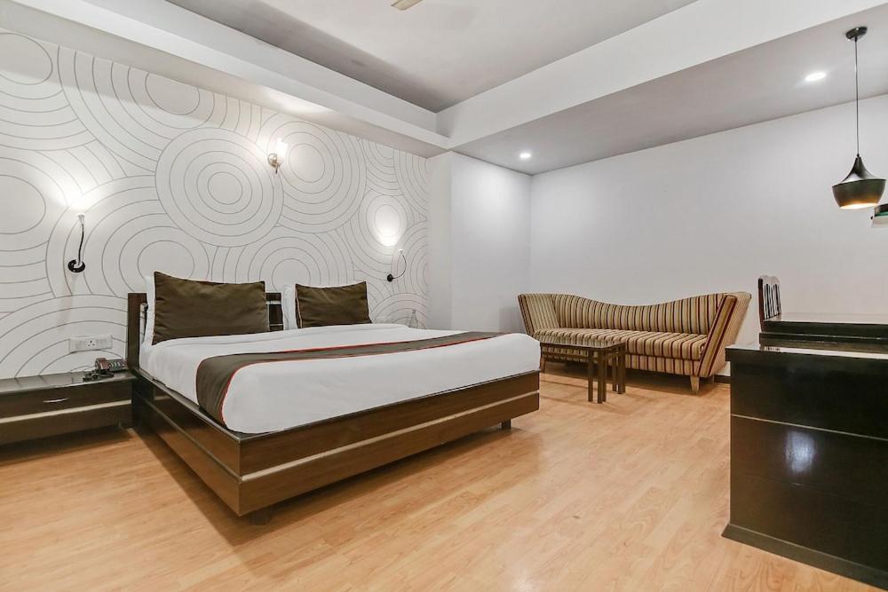 Hotel Queens Tower Amritsar Luaran gambar