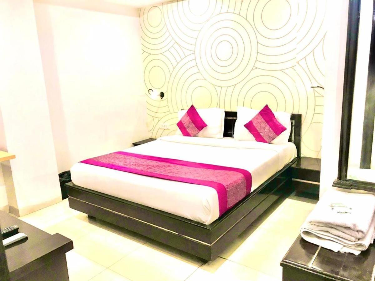 Hotel Queens Tower Amritsar Luaran gambar